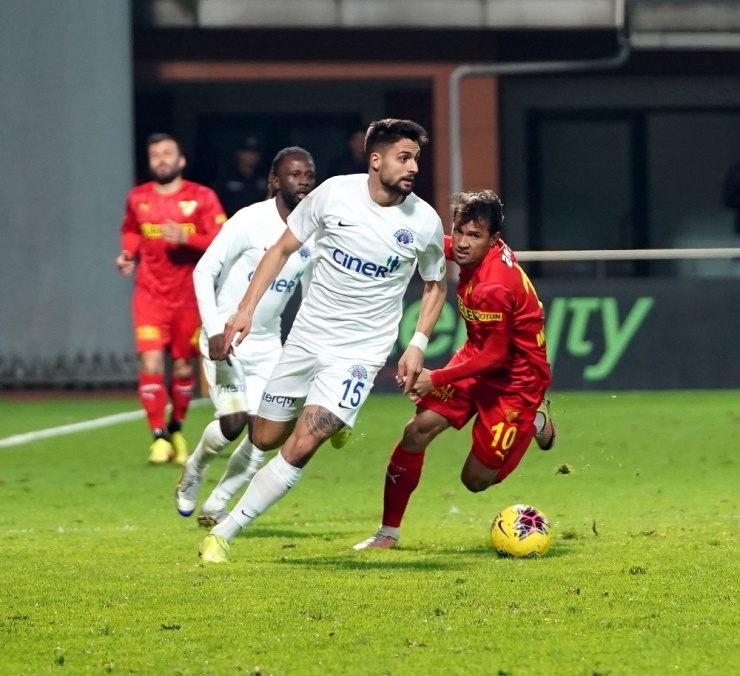 Süper Lig: Kasımpaşa: 2 - Göztepe: 0 (Maç Sonucu)