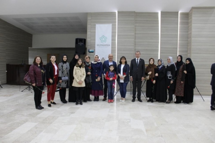 "Berceste" Tezhip Sergisi Hayran Bıraktı