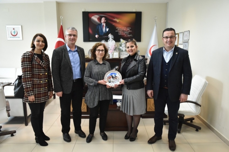 Başkan Kanar, Doktorların Tıp Bayramını Kutladı