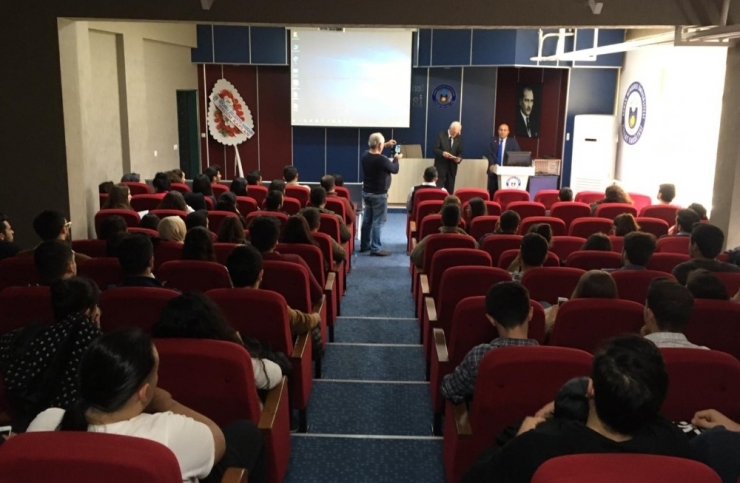 Adü’de ‘Ziraat Mühendisliği Ve İş Hayatı’ Konulu Söyleşi Gerçekleşti