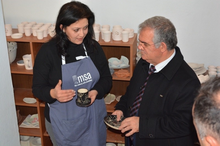 Erdek Kaymakamı Çalık’tan, Halk Eğitim Merkezine Ziyaret