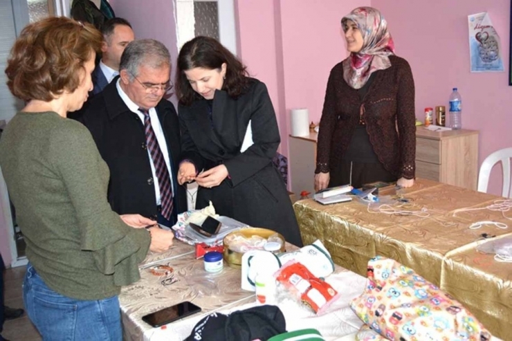 Erdek Kaymakamı Çalık’tan, Halk Eğitim Merkezine Ziyaret