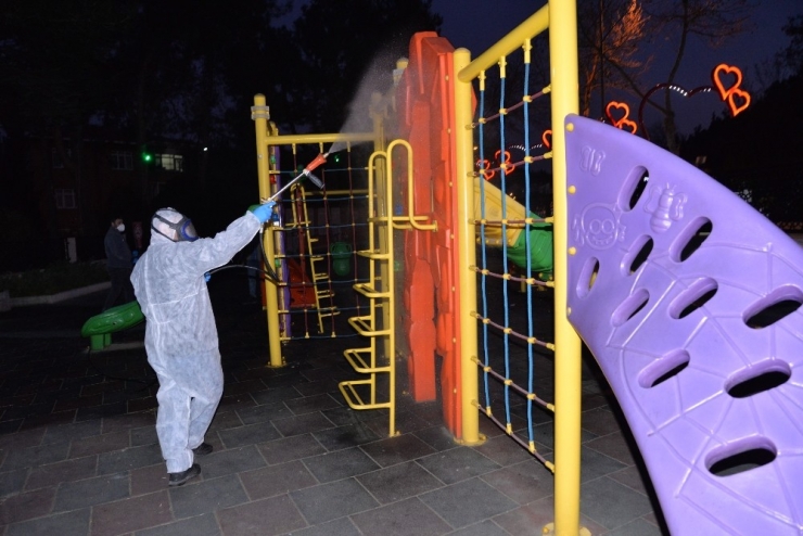 Bilecik Belediyesi Tarafından Korona Virüs Salgını İçin Dezenfekte Çalışması