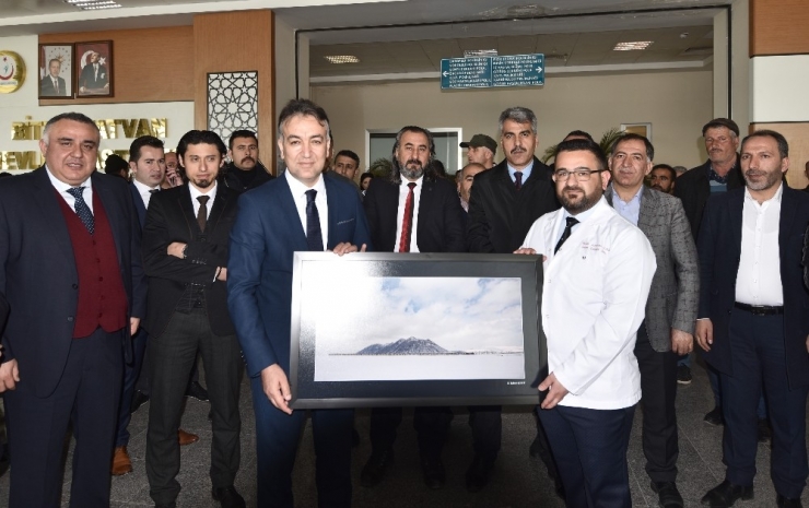 Neşter Tutan Eller Bitlis’in Güzelliklerini Fotoğrafladı