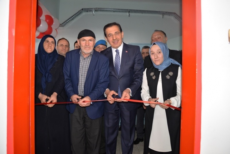 Şehit İlhan Sezer Kütüphanesi Açıldı