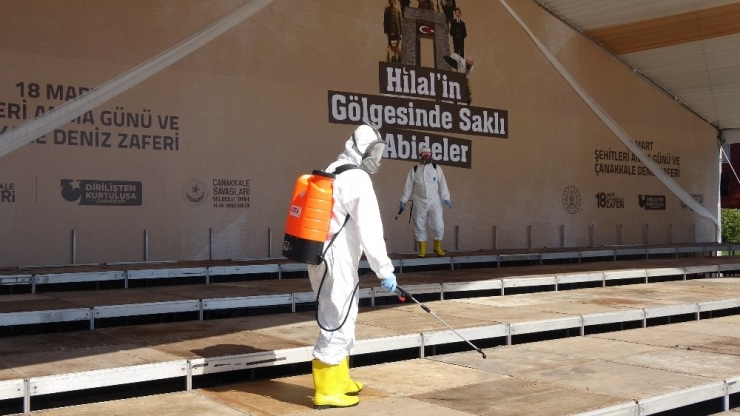 Şehitler Abidesi Dezenfekte Ediliyor