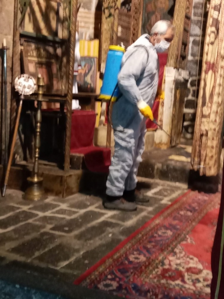 Diyarbakır Büyükşehir Belediyesi İbadethaneleri Dezenfekte Etti