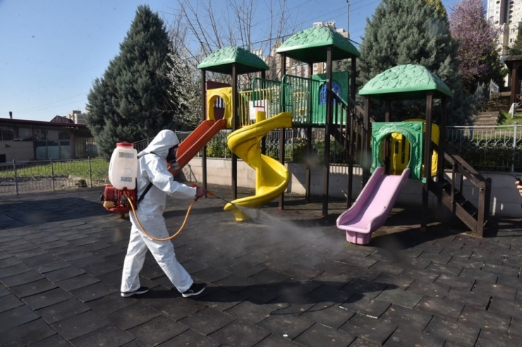 İzmit Belediyesinden Korona Virüs Mesaisi