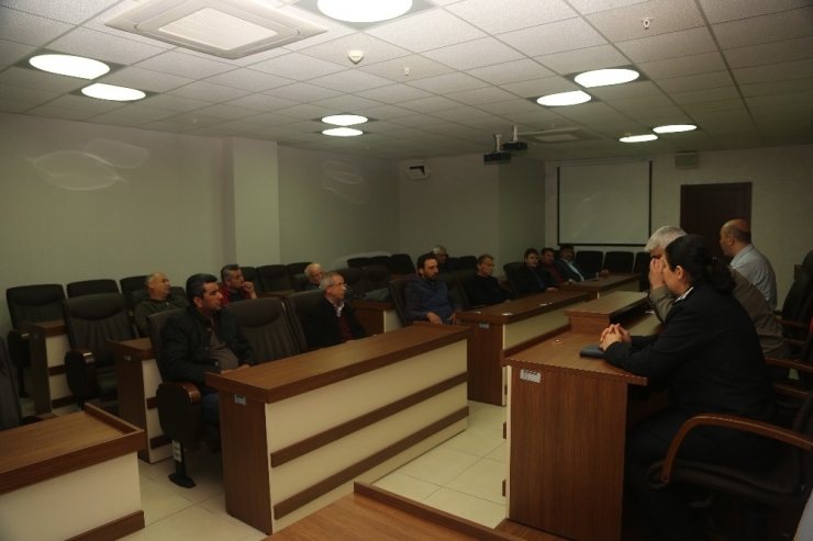 Erdemli’de Taksi Ve Minibüs Şoförleri Korona Virüsü Konusunda Bilgilendirildi