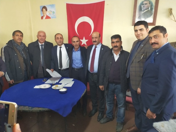 Karaçoban İlçe Başkanlığına Tahir Durmaz Seçildi