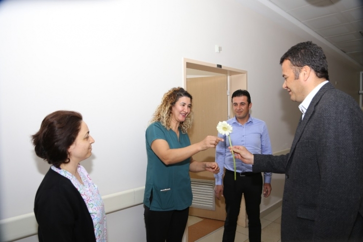 Başkan Ulutaş, Sağlık Çalışanlarının Tıp Bayramını Kutladı