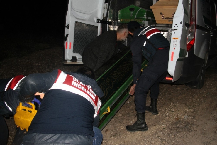 Su Birikintisine Düşen Genç Hayatını Kaybetti