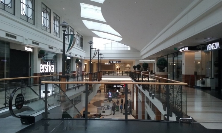 Polonya’da “Acil Salgın Durumu” İlan Edilmesinin Ardından Hayat Durdu