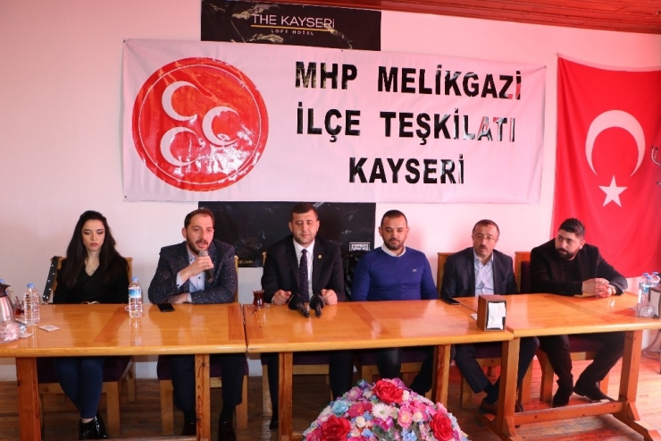 Baki Ersoy: “Biz Zalimlerin Karşısında Olacağız, Haklı Davamızdan Da Kesinlikle Vazgeçmeyeceğiz”