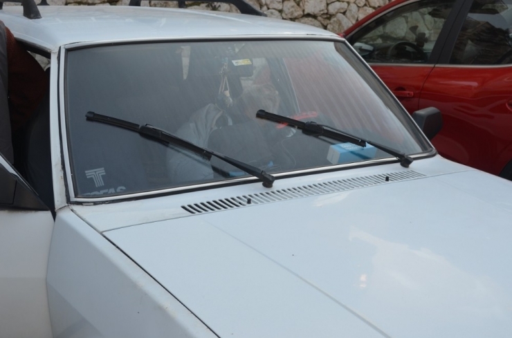 Aranan Kanser Hastası Yaşlı Adam Aracında Ölü Bulundu