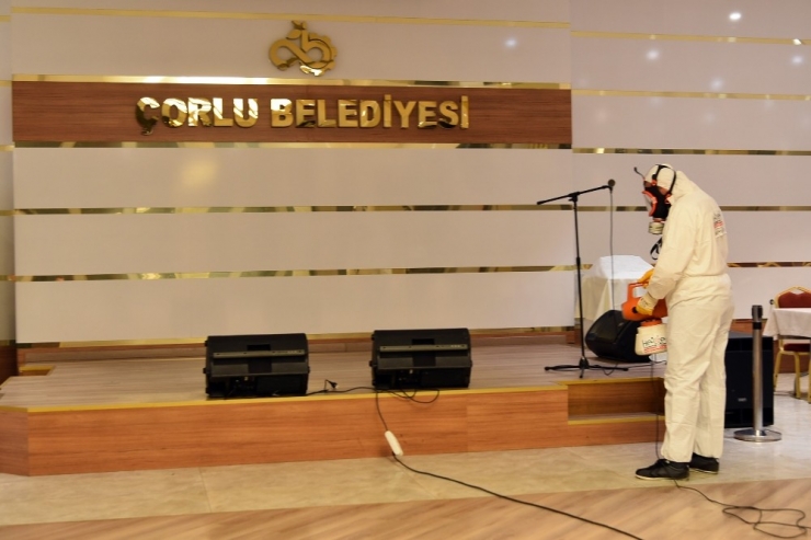 Çorlu Belediyesi, Korona Virüs Tedbirlerini Sürdürüyor