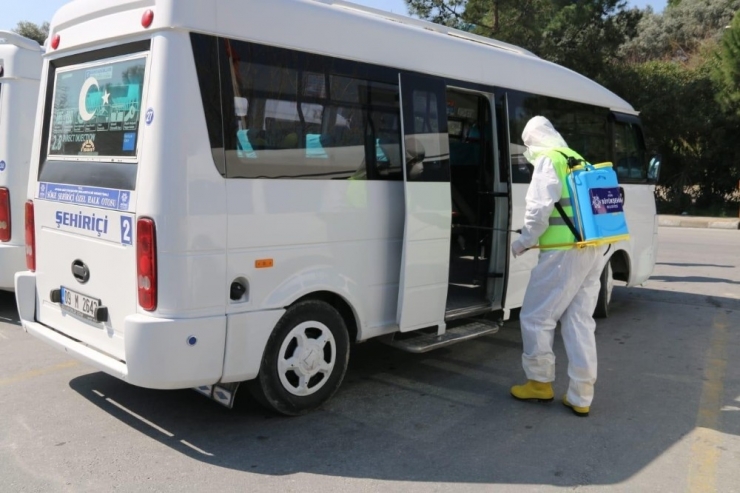Söke’deki Toplu Taşıma Araçları Dezenfekte Edildi