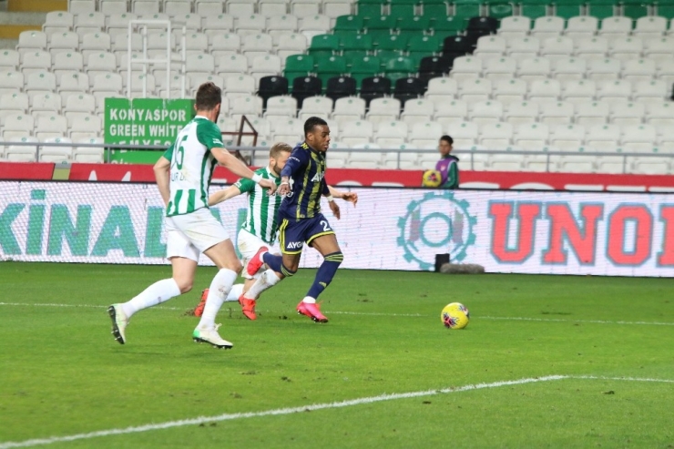 Süper Lig: Konyaspor: 1 - Fenerbahçe: 0 (İlk Yarı)