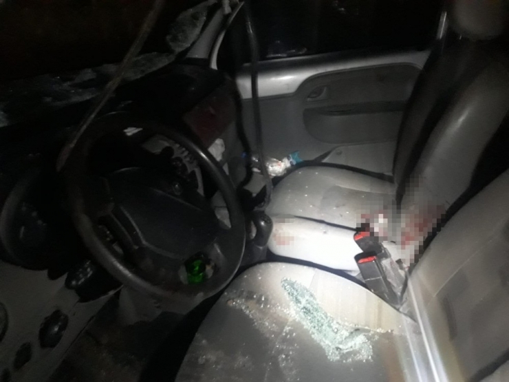 Otomobil İle Traktör Çarpıştı: 4 Yaralı