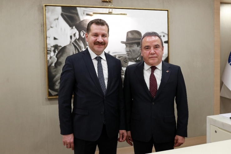 Başkan Böcek, “Ata Sporuna Desteğimiz Sürecek”