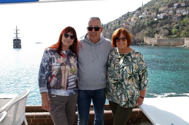 Türkiye’de Alınan Korona Virüs Önlemlerine Almanlardan Tam Not