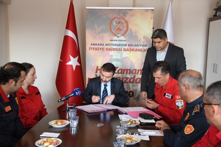 Ankara İtfaiyesi Ve Akut Doğal Afetlerde İş Birliği Yapacak