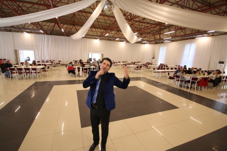 500 Kişi Davet Edildi, Virüs Sebebiyle 15 Kişi Katıldı