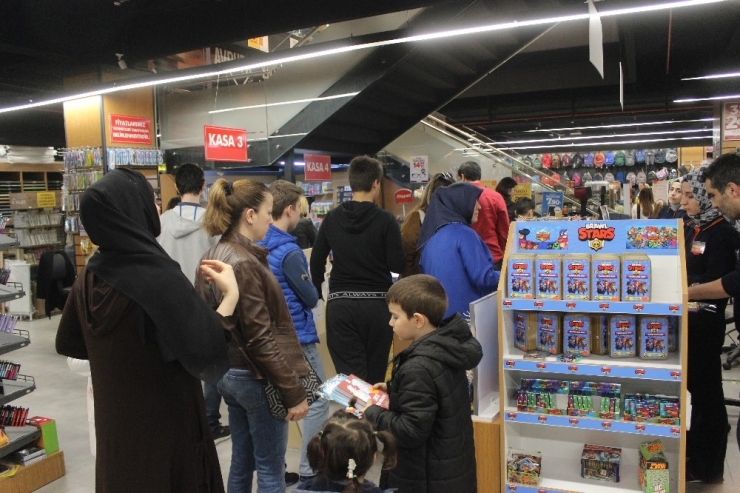 Korona Virüsüne Karşı Türkiye Kitap Okuyor