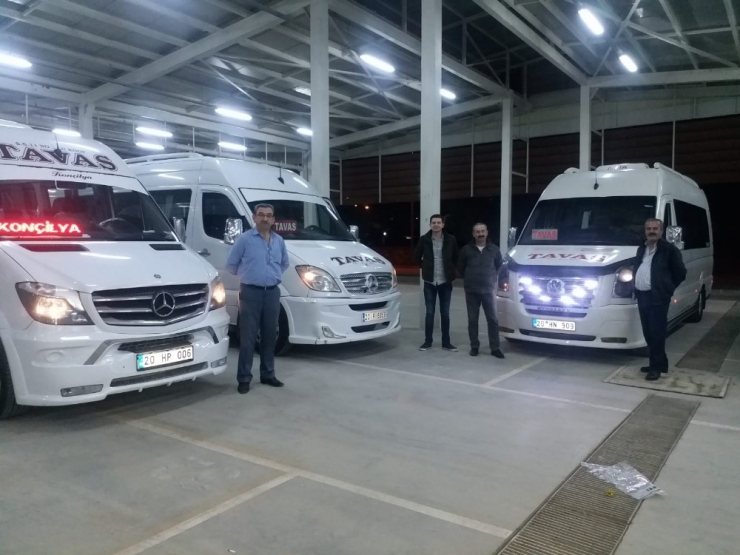 Tavas’ta Dolmuşlar Dezenfekte Edildi