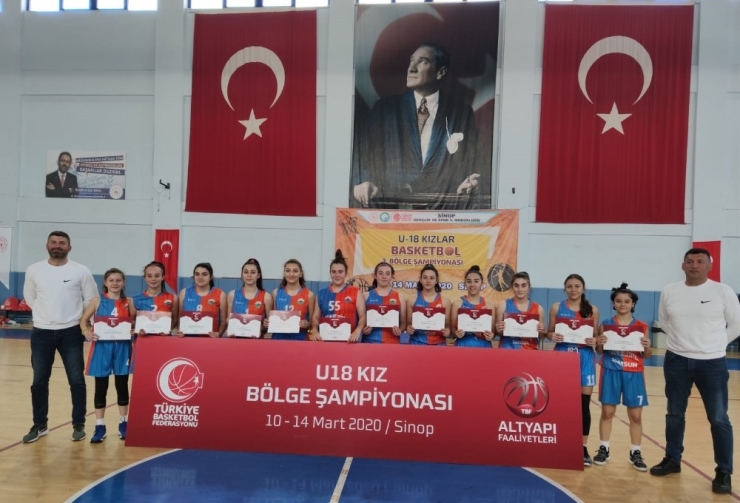 İlkadımlı Basketbolcular Anadolu Şampiyonası’nda