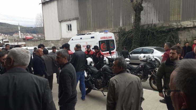 Verem Savaş Derneği Kongresinde Kavga Çıktı