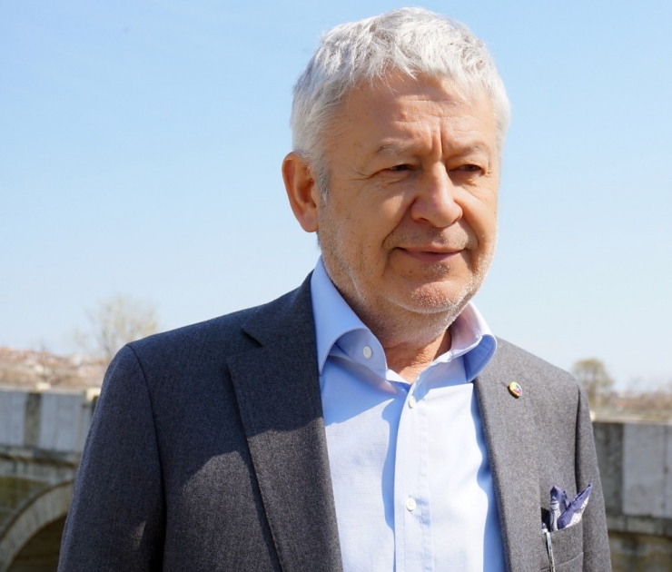 Korona Fırsatçıları Yandı, Ticaret Faaliyetleri Askıya Alınacak