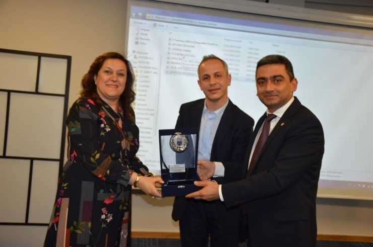 Başkan Dutlulu’ya Yılın Belediye Başkanı Özel Ödülü