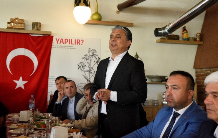 Başkan Uysal: "Virüse Karşı Tüm İmkanları Seferber Ediyoruz"