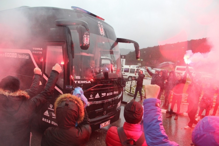 Beşiktaş Kafilesi Yola Çıktı