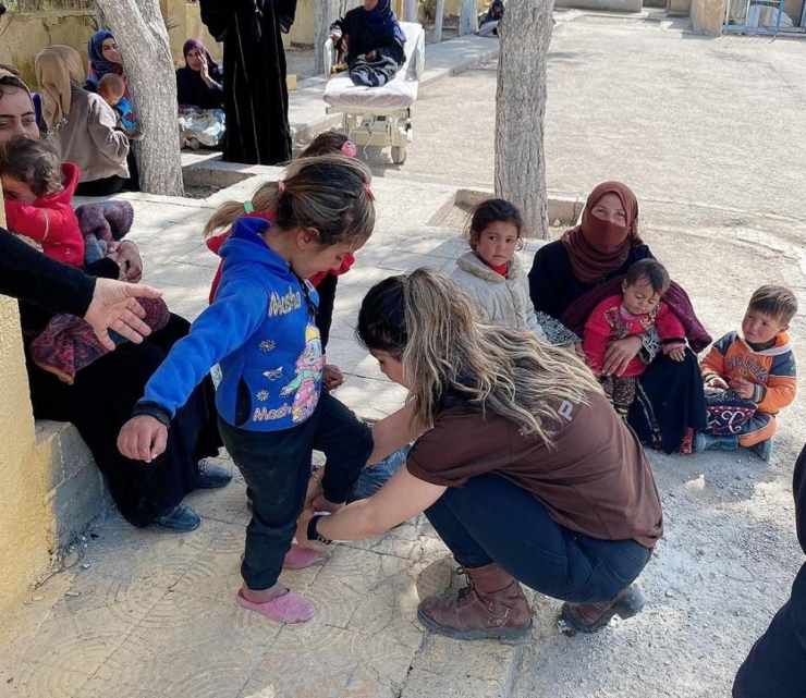Yunan Polisi Öldürüyor, Türk Polisi Yardıma Koşuyor