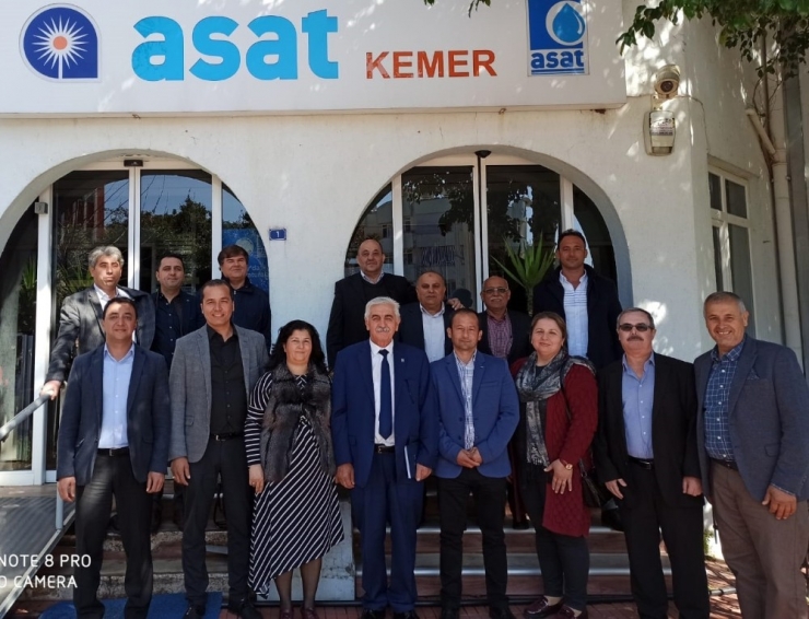 Kemer’de Muhtarların Altyapı Talepleri Dinlendi