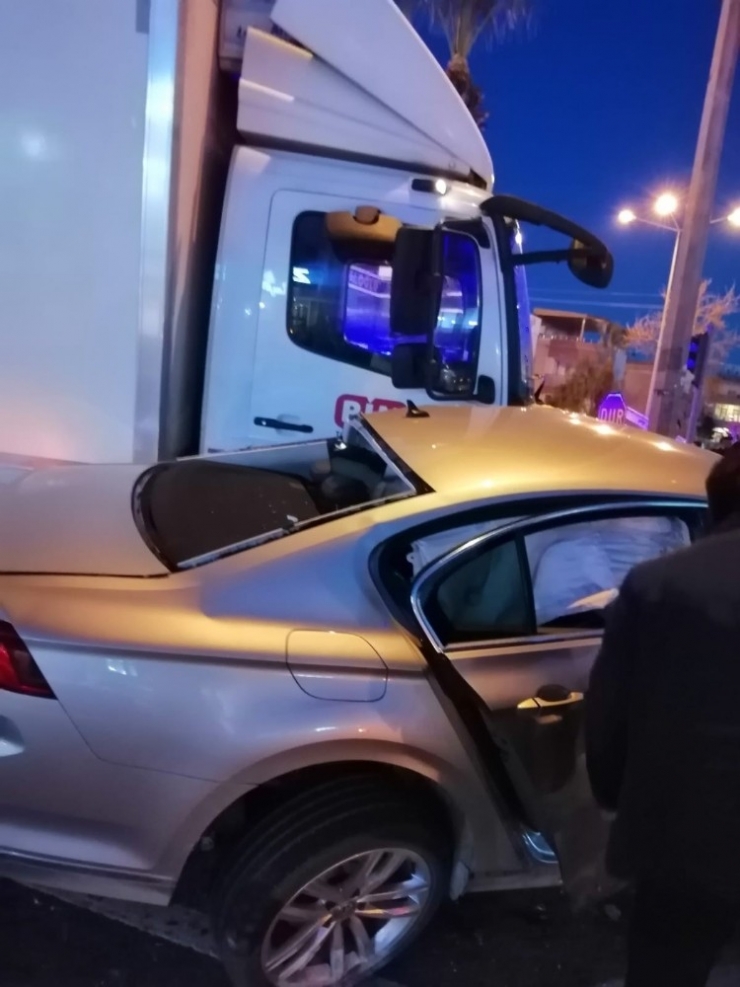 Edremit’te Kaza: 2 Yaralı