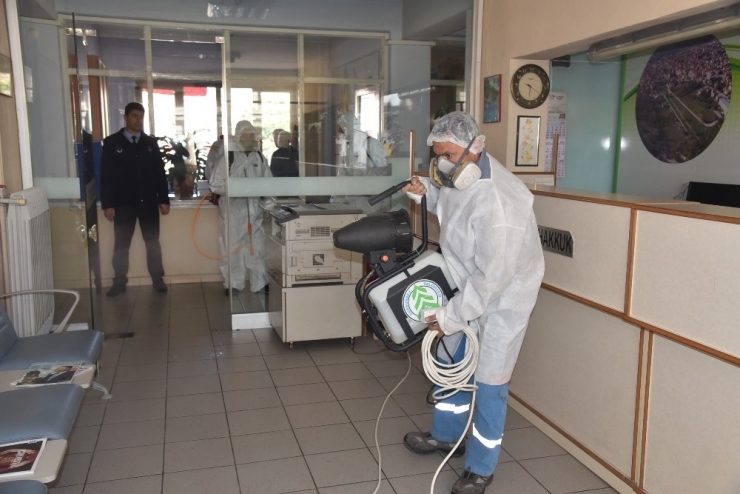 Başkan Bahçavan’dan Umrecilere Karantina Uyarısı