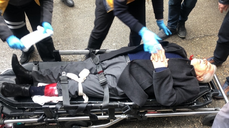 Kahvede Otururken Tabancayla Vuruldu