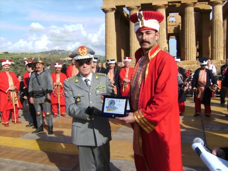 Hayat Kurtaran Mehter Başı