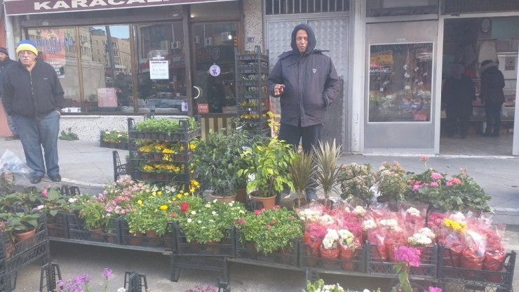 Korona Pazarı Da Vurdu