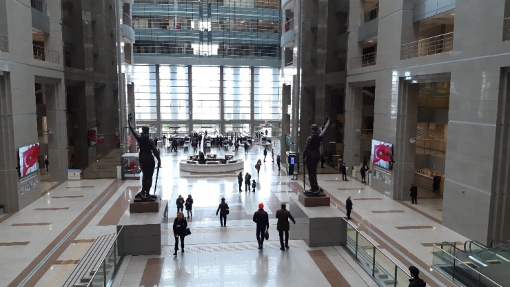 Adliyede Korona Virüs Önlemi