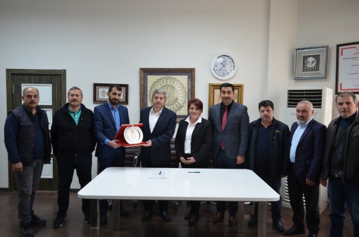 Bünyan Beediyesi Halıcılık Tur. A.ş.’de İmzalar Atıldı