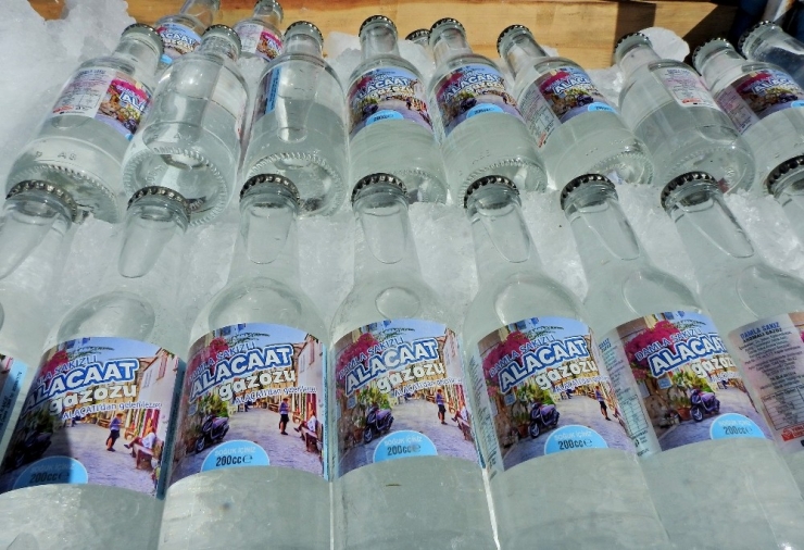 Gazozuna Damla Sakızı Katıp Markasını Oluşturdu