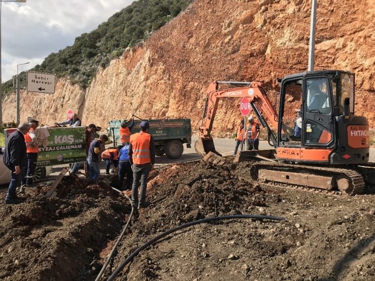 Kaş Belediyesinden Peyzaj Çalışması