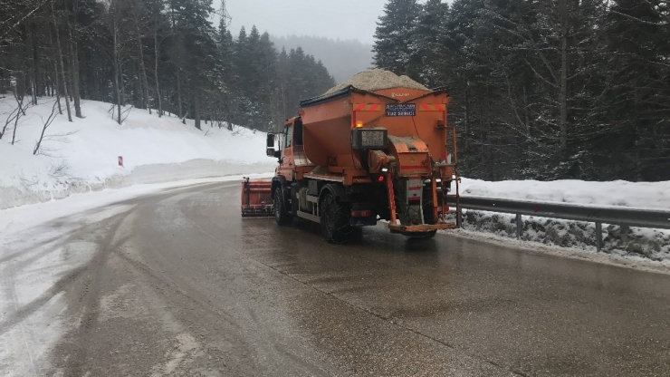 Uludağ’da Tatilci Yok, Kar Çok