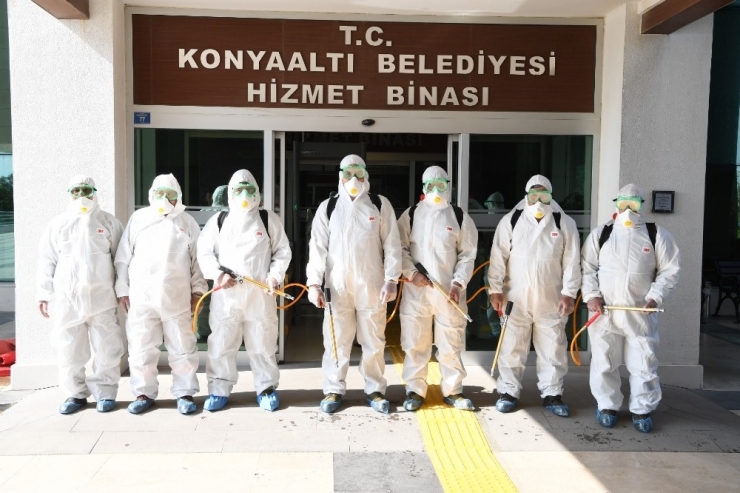 Başkan Esen: "İnsan Sağlığına Zararı Olmayan Dezenfektanlar Kullanıyoruz"