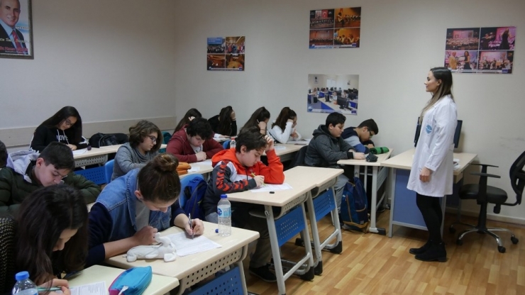 20 Bin Kursiyere Whatsapp Üzerinden Eğitim