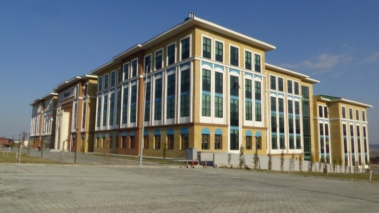 Prof. Dr. Ali Çelik: "Fakültemizi Şehre Mal Edeceğiz"